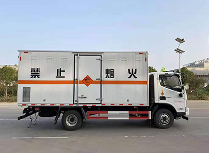 木鱼镇爆破器材运输车